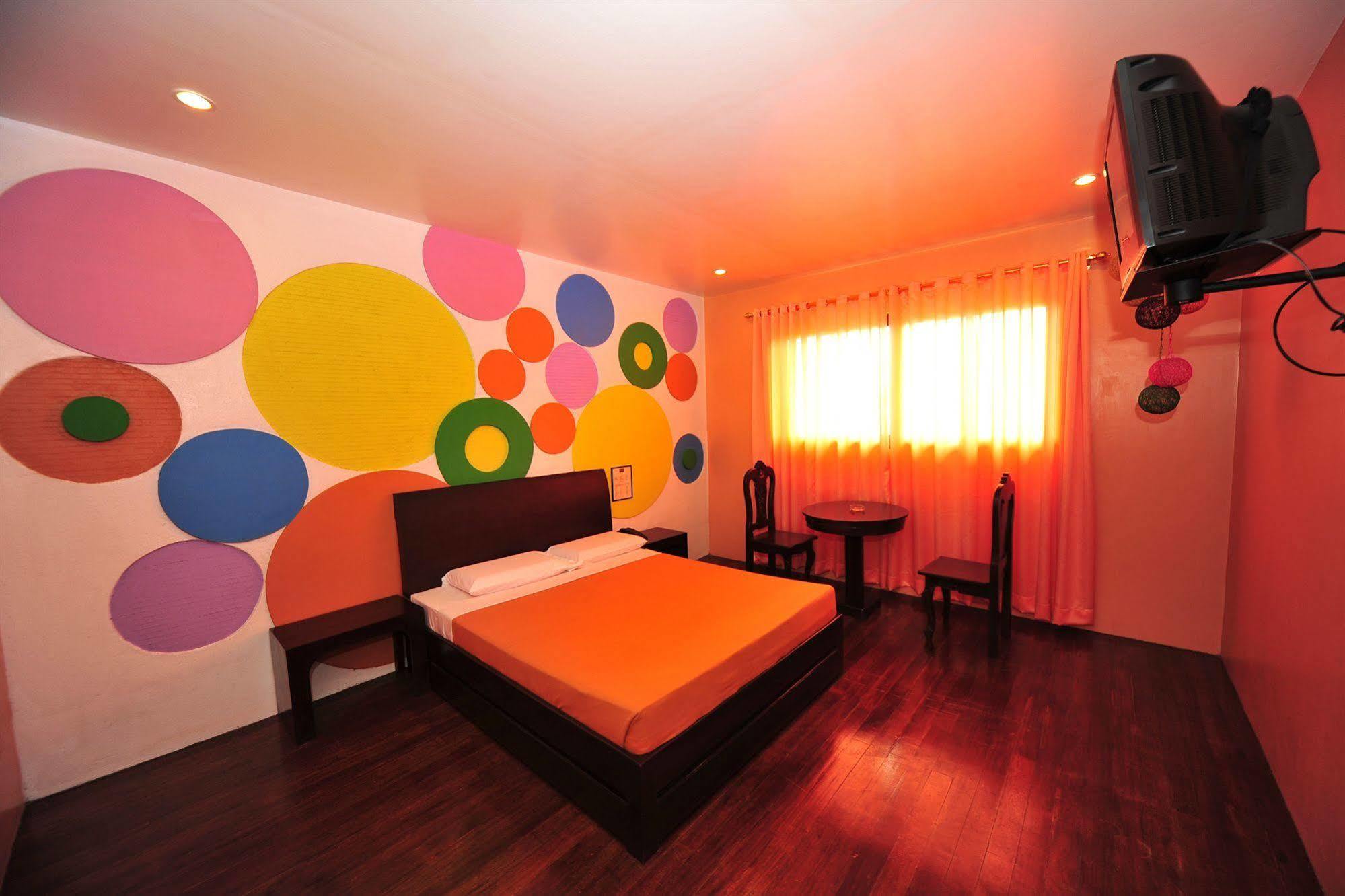 Hollywood Drive-In Hotel Baguio City Eksteriør bilde